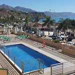 Bahia Апартаменти *